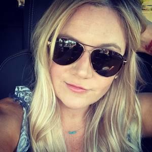 Meet your Posher, Janelle